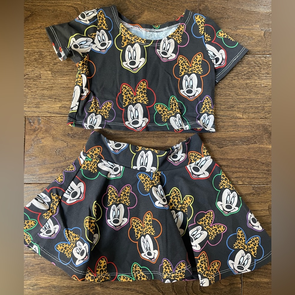 Sugar and Stripes 4T Minnie Safari 2 Piece